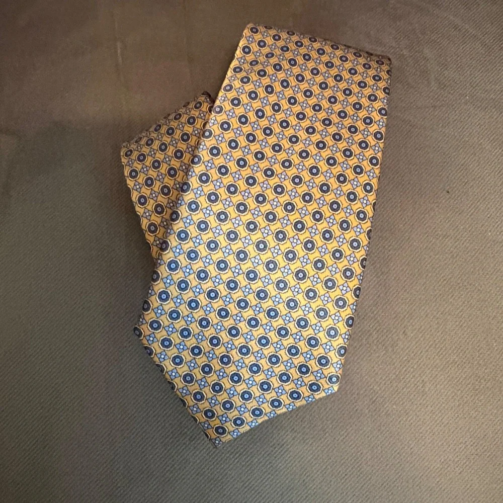 Black Brown 1826 Mens Silk Necktie Yellow‎ Blue Geometric Medallion Print Tie